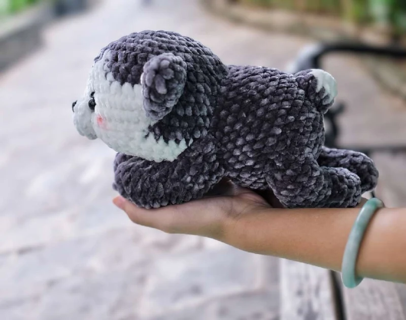 Complimentary Intermediate crochet pattern: My Little Husky Dog Amigurumi Pattern - Simple to follow guide