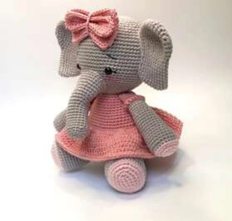 Complimentary Intermediate crochet pattern: Adorable Little Elephant Amigurumi Pattern - Simple to follow guide