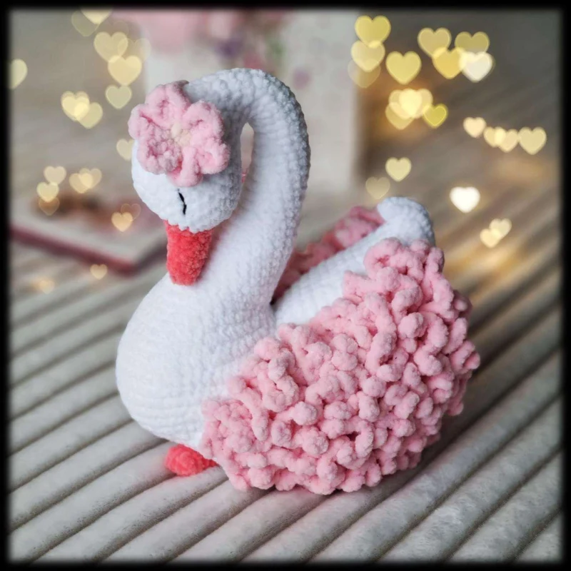 Complimentary Intermediate crochet pattern: Graceful Plush Swan Amigurumi Pattern - Simple to follow guide