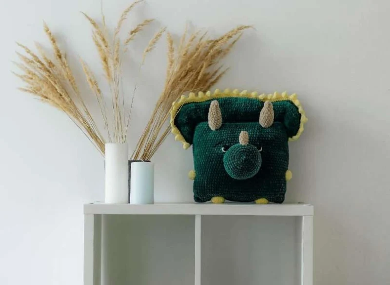 Complimentary Intermediate crochet pattern: Triceratops Dinosaur Plushie Pillow Amigurumi Pattern - Simple to follow guide