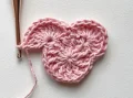 Elwen Heart Granny Square Pattern step 2
