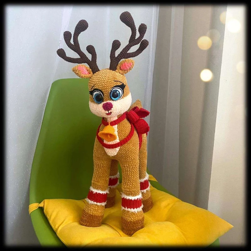 Complimentary Advanced crochet pattern: Elegant Forest Deer Amigurumi Pattern - Simple to follow guide