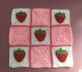 Strawberry Tote Bag and Drawstring Pouch Amigurumi Pattern step 4