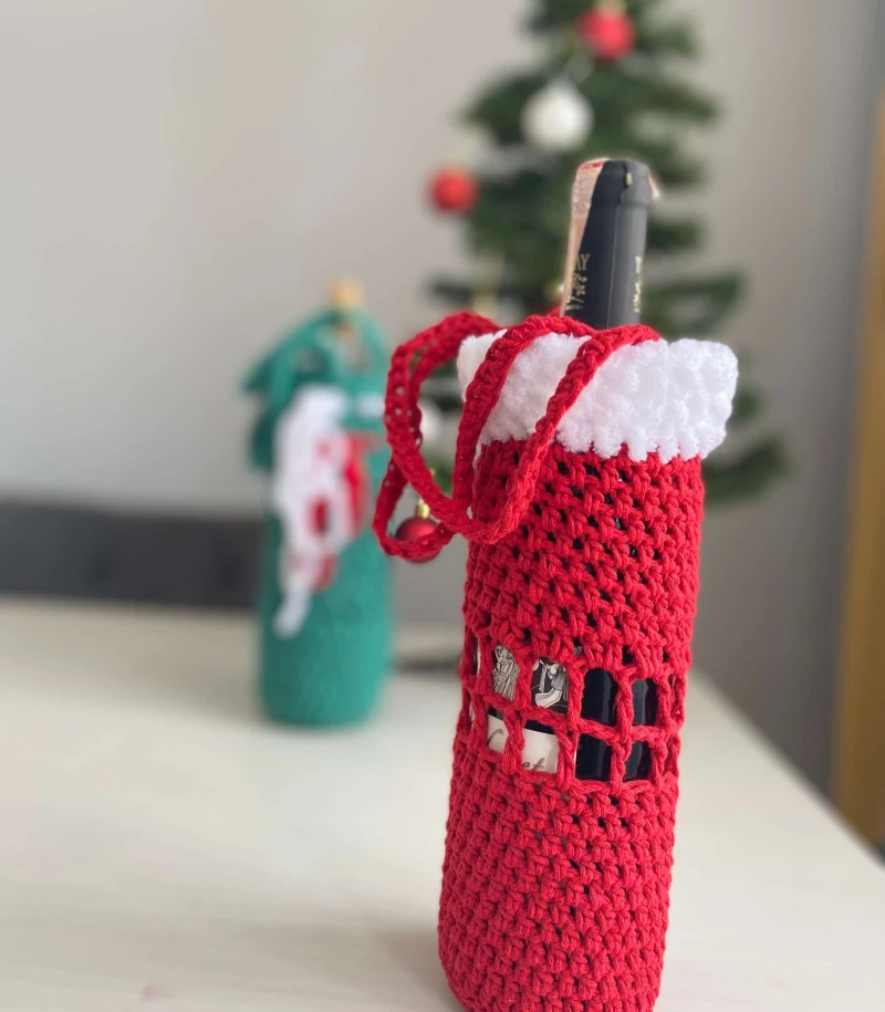 Complimentary Intermediate crochet pattern: Festive Velvet & Macrame Wine Tote Pattern - Simple to follow guide