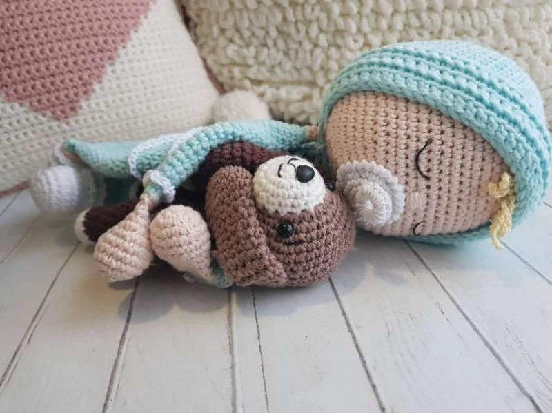 Complimentary Intermediate crochet pattern: Sweet Dreams Baby & Puppy Security Blanket Amigurumi Pattern - Simple to follow guide