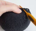 Festive Penguin Ornament Amigurumi Pattern step 4