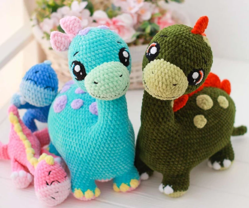 Complimentary Intermediate crochet pattern: Plush Dino Family Amigurumi Pattern - Simple to follow guide