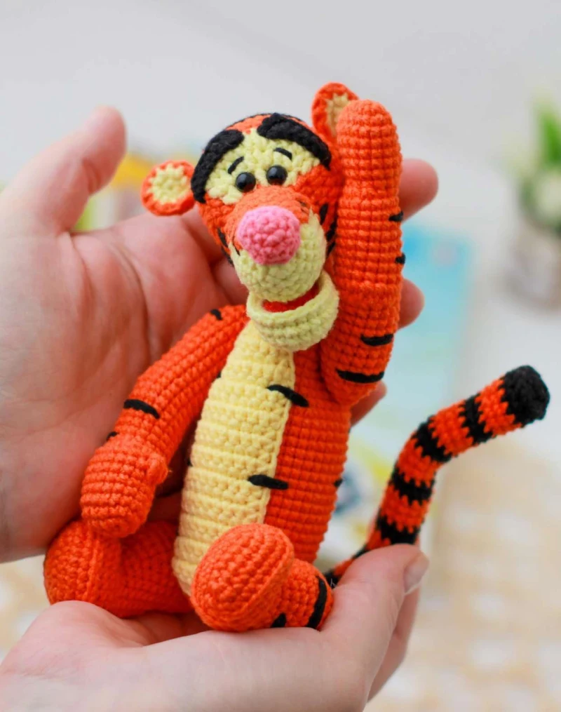Complimentary Intermediate crochet pattern: Classic Tigger Amigurumi Pattern - Simple to follow guide