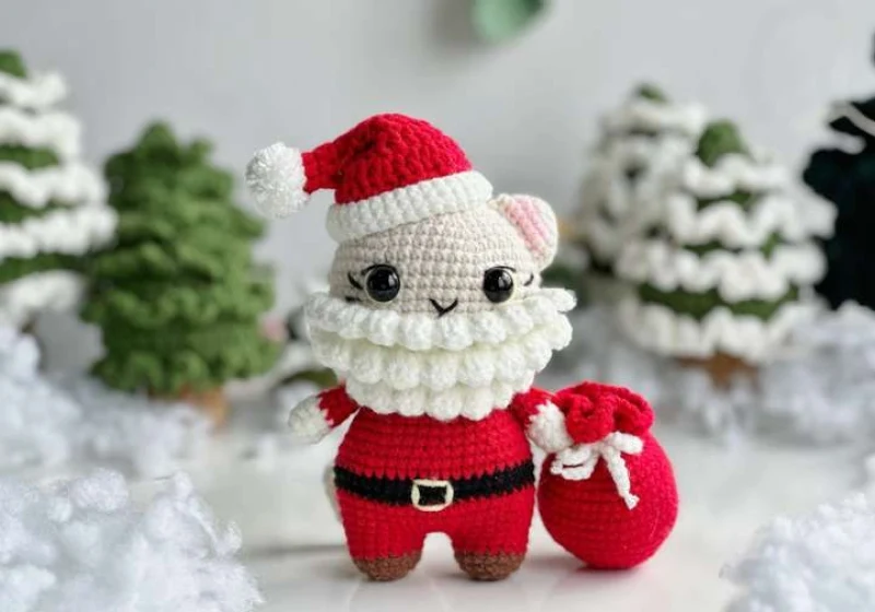 Complimentary Intermediate crochet pattern: Santa Christmas Cat Amigurumi Pattern - Simple to follow guide