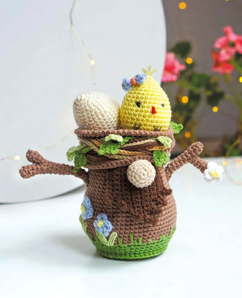 Complimentary Intermediate crochet pattern: Woodland Tree Gnome Amigurumi Pattern - Simple to follow guide