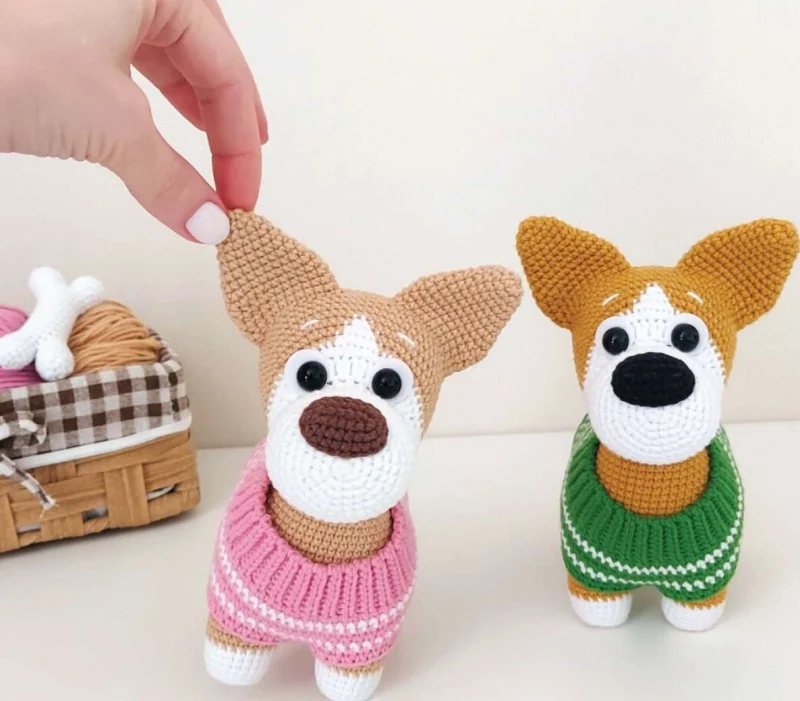 Complimentary Intermediate crochet pattern: Puppy Corgi Amigurumi Pattern - Simple to follow guide
