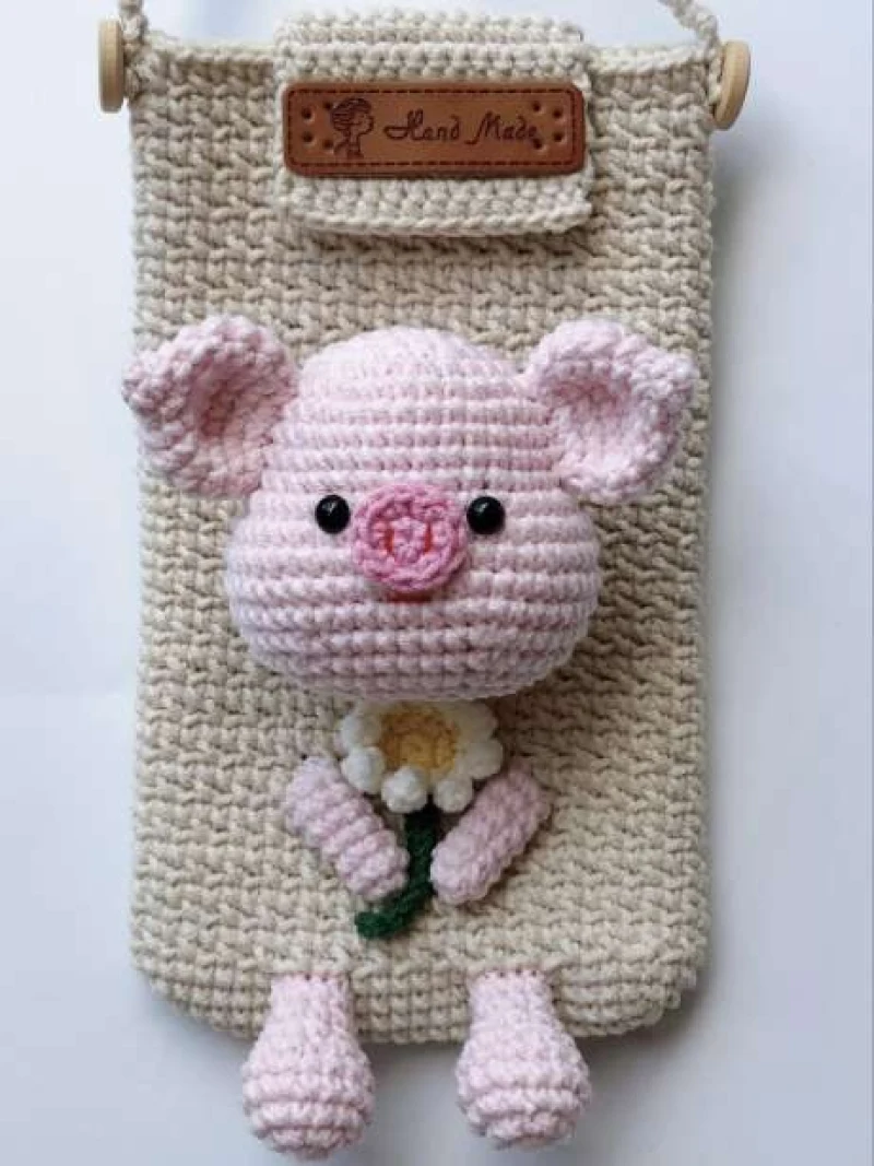 Complimentary Intermediate crochet pattern: Piggy Pocket Phone Pouch Amigurumi Pattern - Simple to follow guide