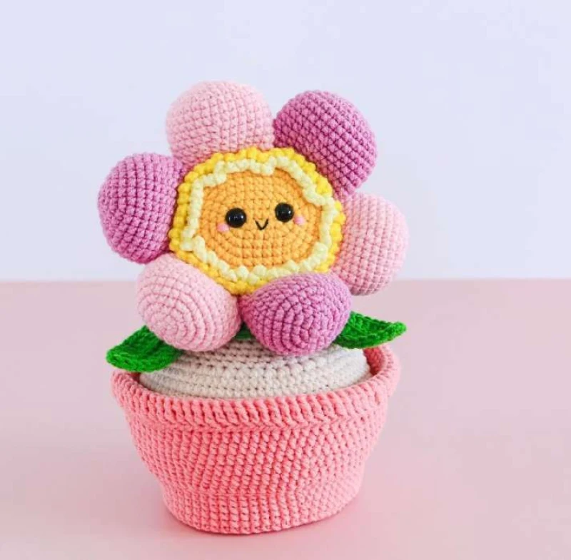 Complimentary Intermediate crochet pattern: Little Floweret Amigurumi Pattern - Simple to follow guide
