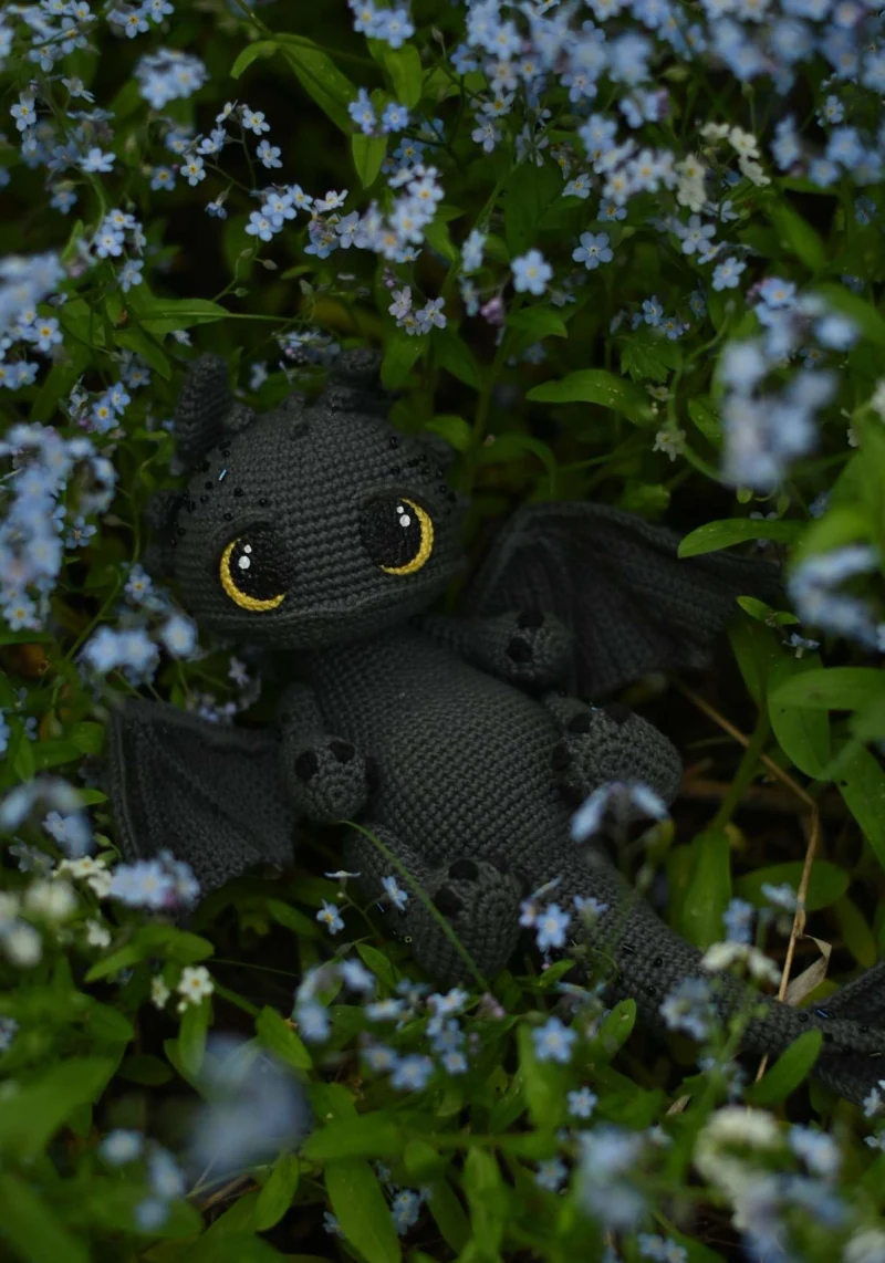 Complimentary Advanced crochet pattern: Toothless the Dragon Amigurumi Pattern - Simple to follow guide