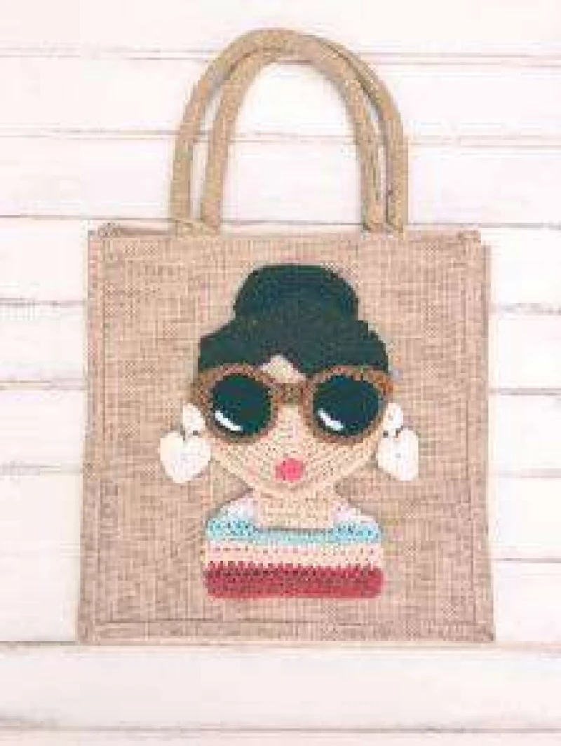 Complimentary Intermediate crochet pattern: Crochet Doll Face Portrait Girl Pattern - Simple to follow guide