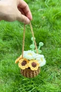 Daisy Flowers Car Hanging Crochet Pattern step 1
