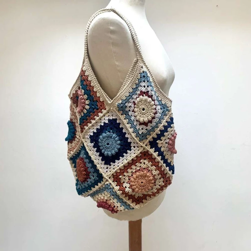 Quality crochet pattern: Bohemian Granny Square Crochet Shoulder Bag Pattern - Advanced level guide with complete instructions